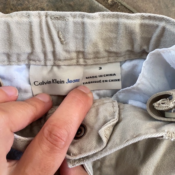 Calvin Klein toddler boy shorts - Picture 2 of 3